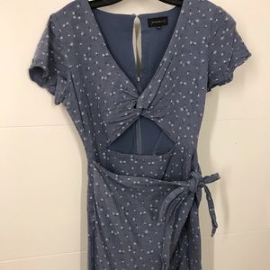 MAJORELLE Evelyn Dress in Blue Ditsy